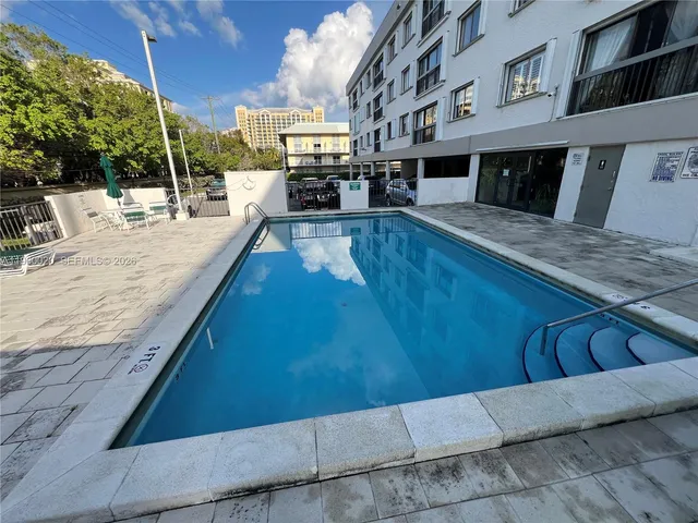 $750,000 | 255 Galen Drive, Unit 4A, Key Biscayne, FL 33149