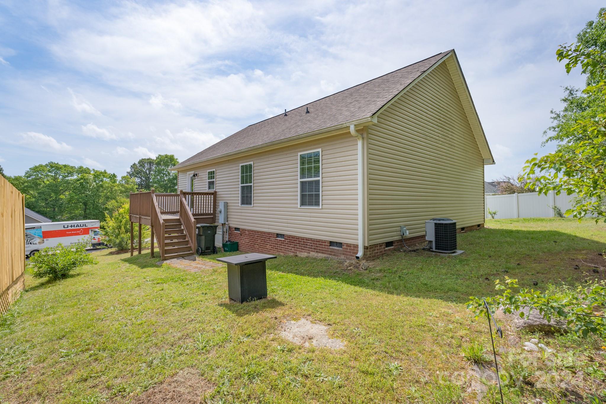 321 Eagle Creek Road Clover, SC 29710 - Photo 3 of 30 Gallery Image 3