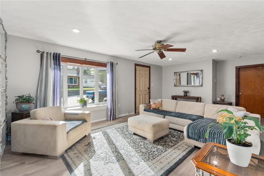 30 Lockwood Road Cumberland, RI 02864 - Photo 6 of 42 Gallery Image 6