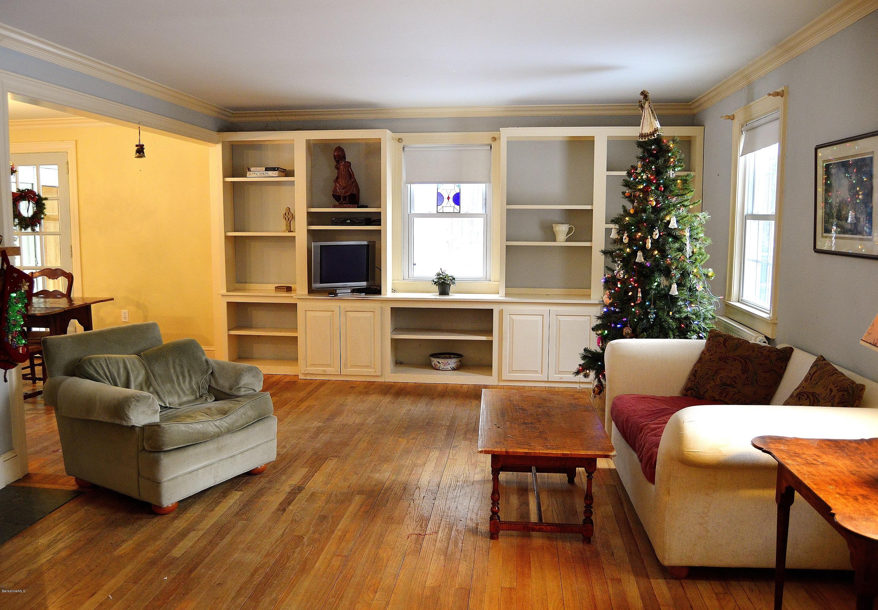 221 Polikoff Road Sheffield, MA 01222 - Photo 4 of 13 living room (3).JPG