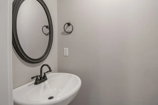 $1,930 | 2994 Gibbs Lane, Clarksville, TN 37040