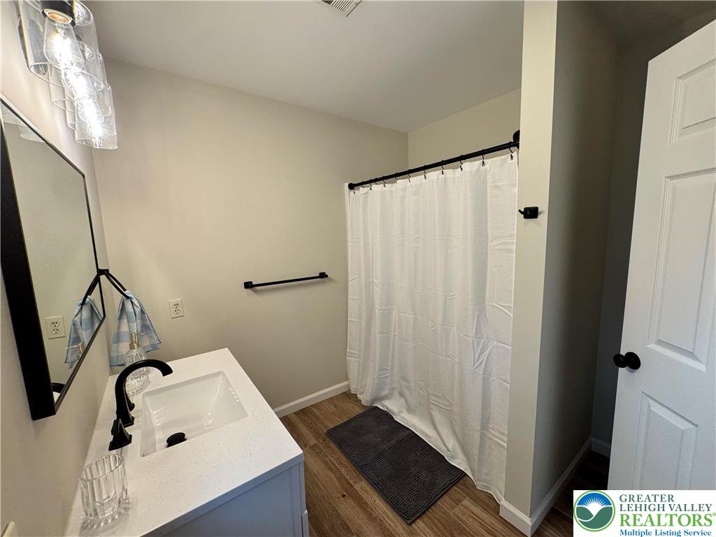 206 Rhapsody Road East Stroudsburg, PA 18301 - Photo 18 of 26 Primary Bathroom