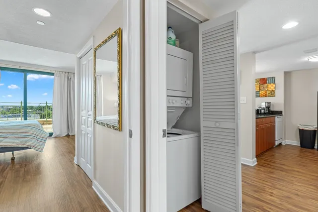 $240,000 | 300 South Duval Street, Unit 503, Tallahassee, FL 32301