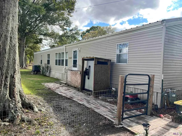 $150,000 | 11710 Parkland Drive, Port Allen, LA 70767