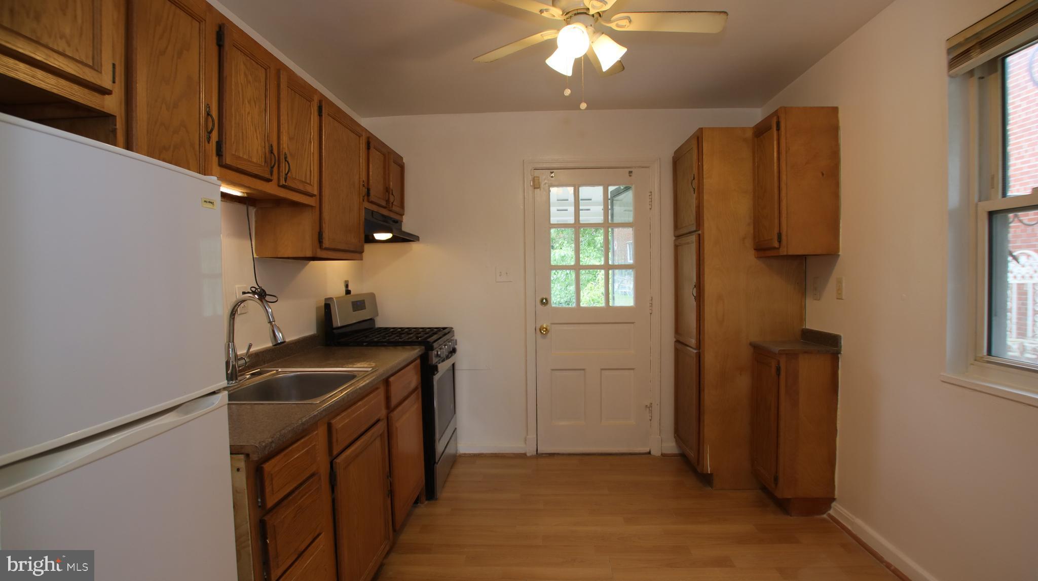 5407 Sargent Road Hyattsville, MD 20782 - Photo 7 of 23
