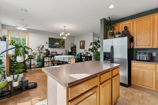 $344,900 | 1551 Coneflower Lane, Shakopee, MN 55379