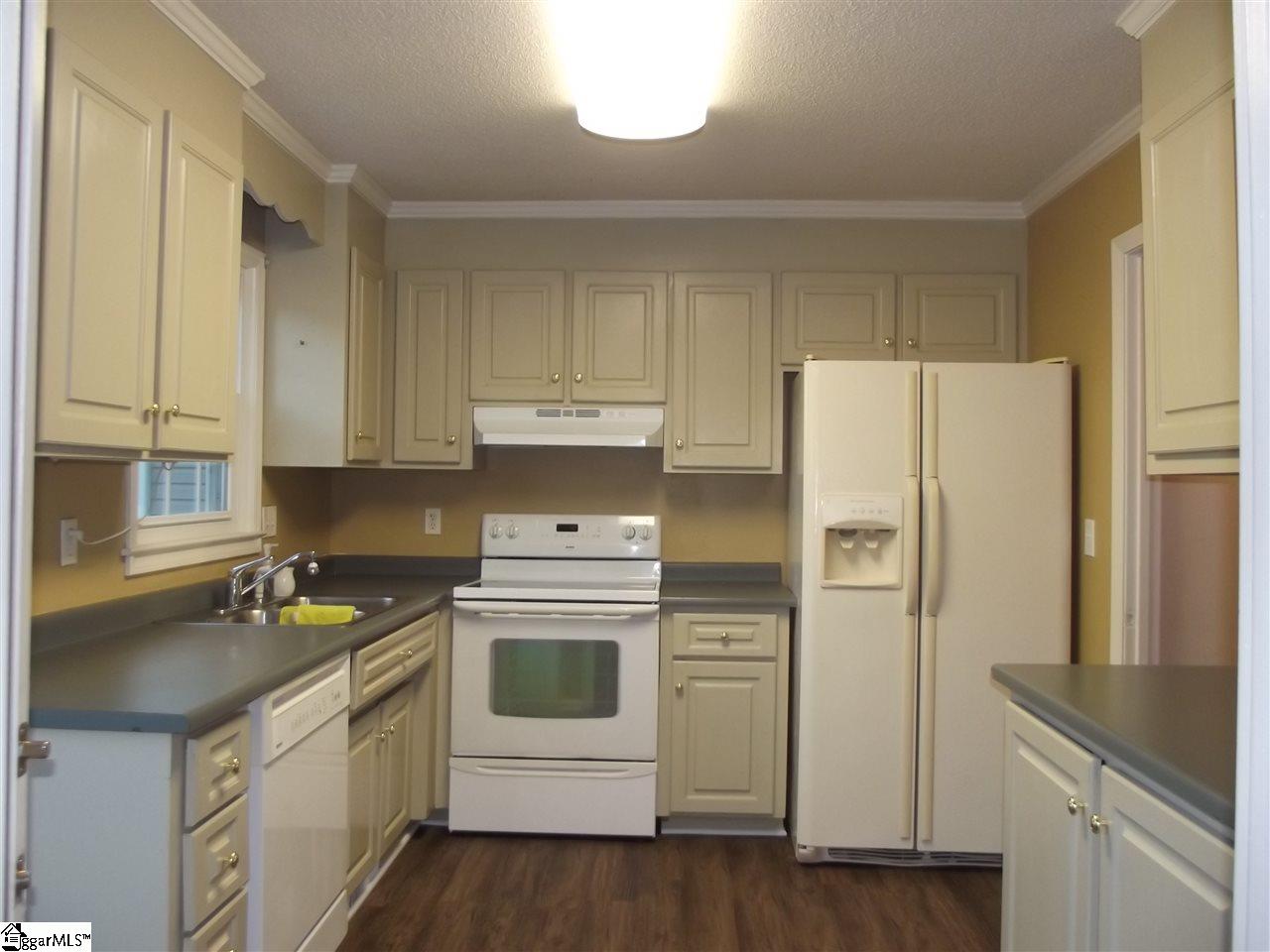 315 South Batesville Road Greer, SC 29650 - Photo 9 of 28 Gallery Image 9