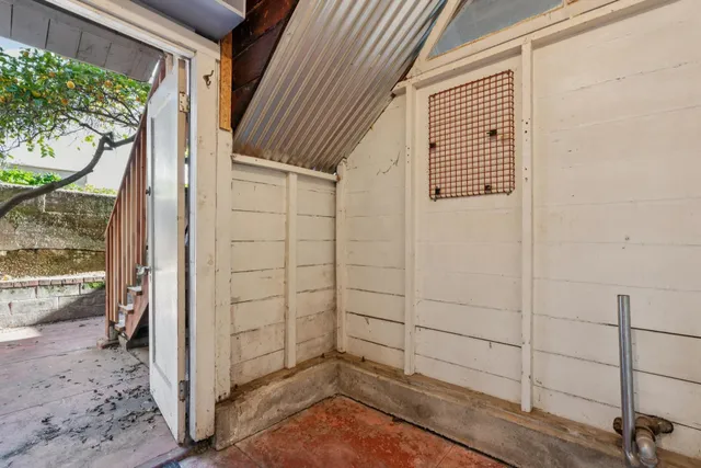 $999,000 | 830 Walker Avenue, Oakland, CA 94610