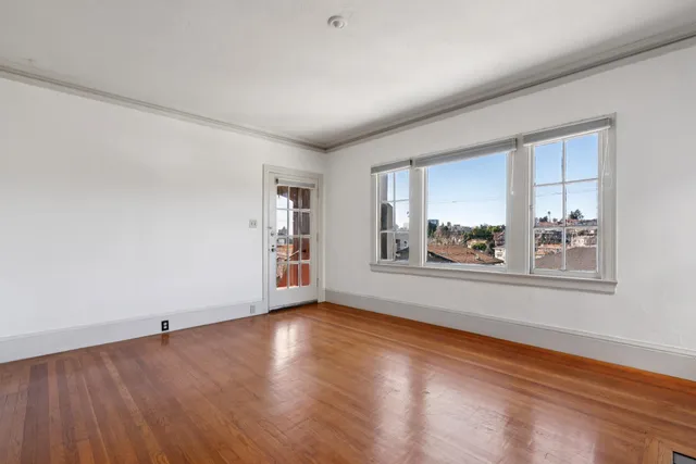 $999,000 | 830 Walker Avenue, Oakland, CA 94610