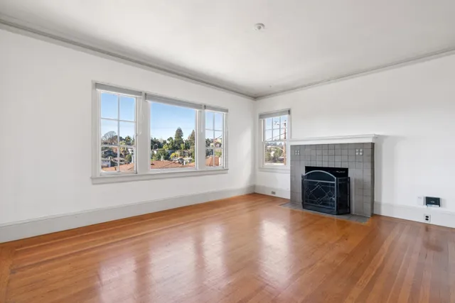 $999,000 | 830 Walker Avenue, Oakland, CA 94610