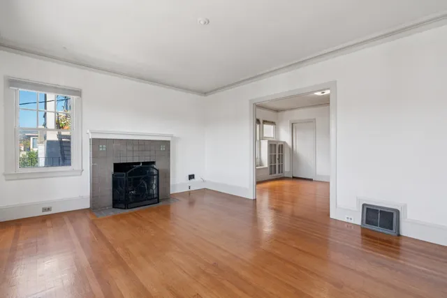 $999,000 | 830 Walker Avenue, Oakland, CA 94610