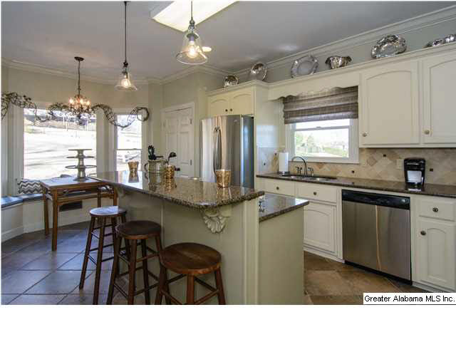 319 Woodward Road Trussville, AL 35173 - Photo 6 of 32