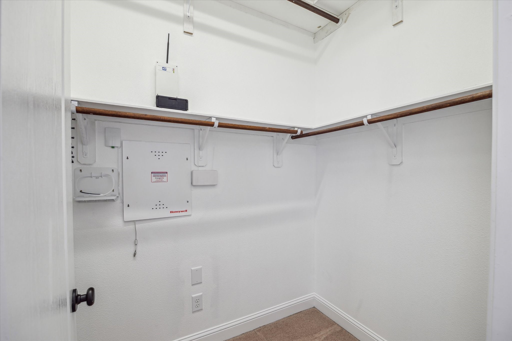 31 Butternut Grove Place Tomball, TX 77375 - Photo 12 of 25 a view of small space