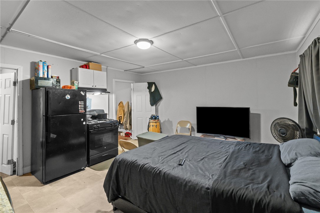 32 Judith Street Providence, RI 02909 - Photo 3 of 38 Left first floor