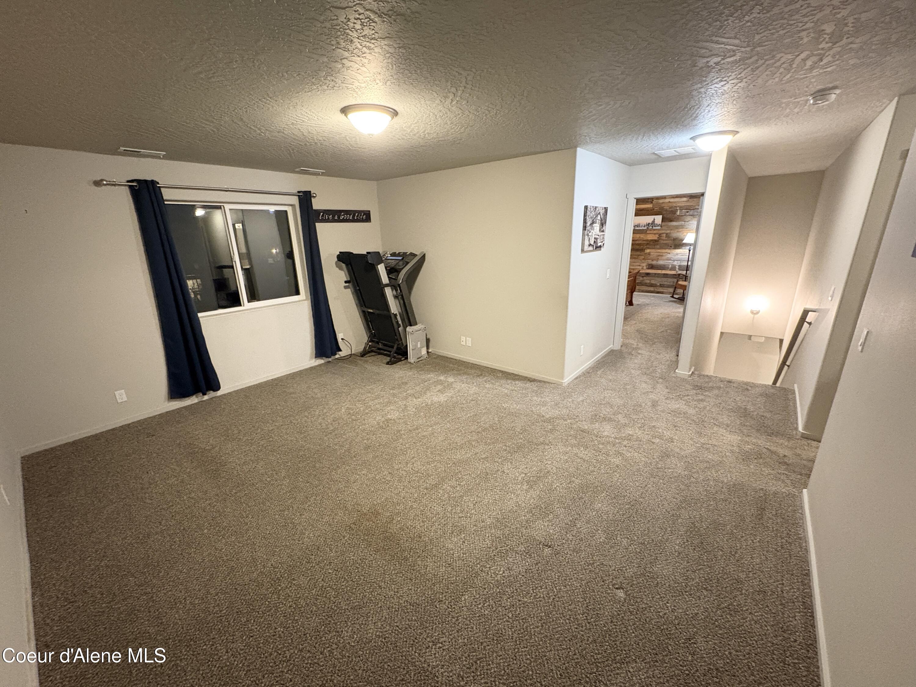 1596 North Minam Loop Post Falls, ID 83854 - Photo 14 of 21 IMG_9147