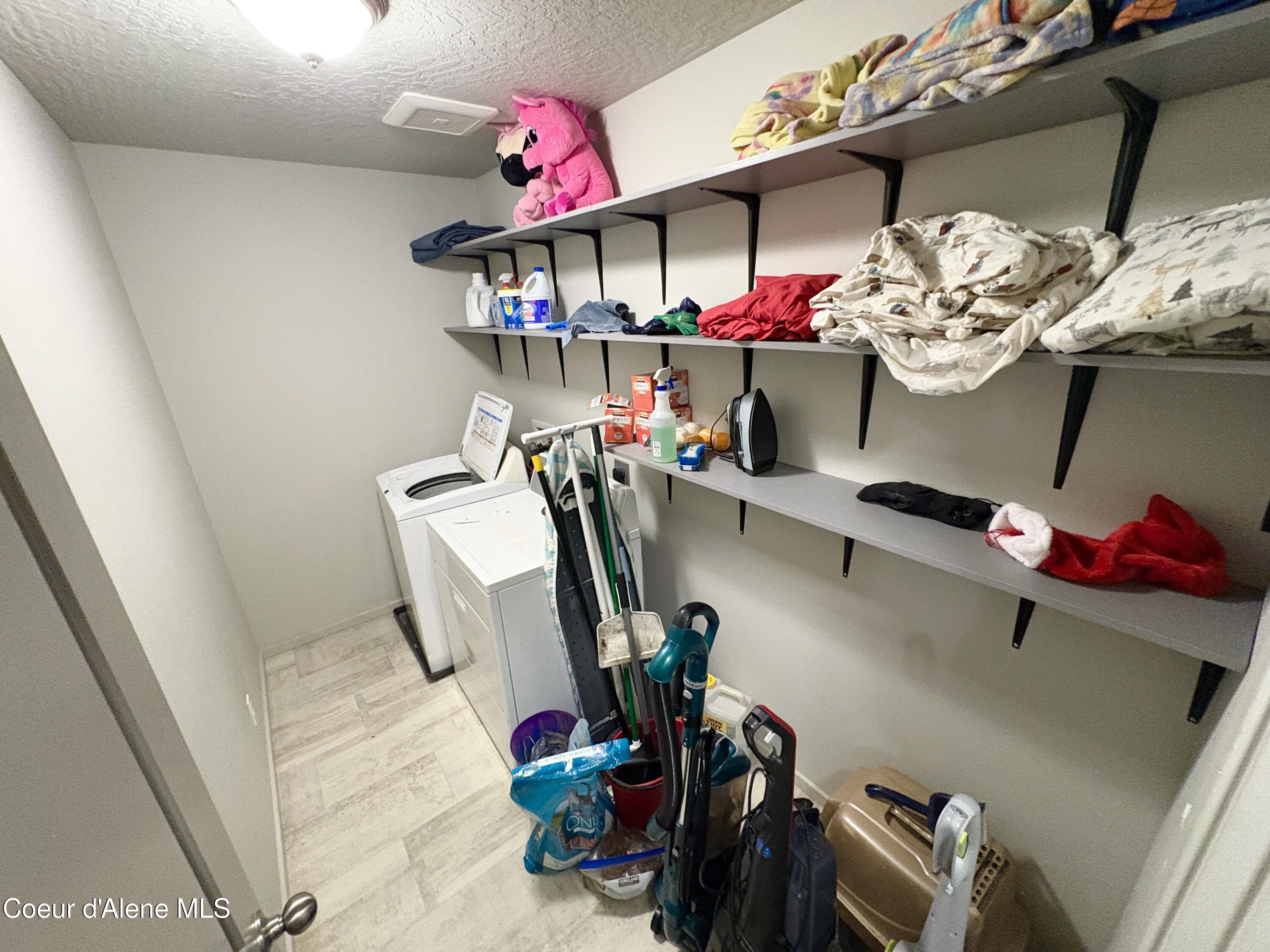 1596 North Minam Loop Post Falls, ID 83854 - Photo 18 of 21 IMG_9159