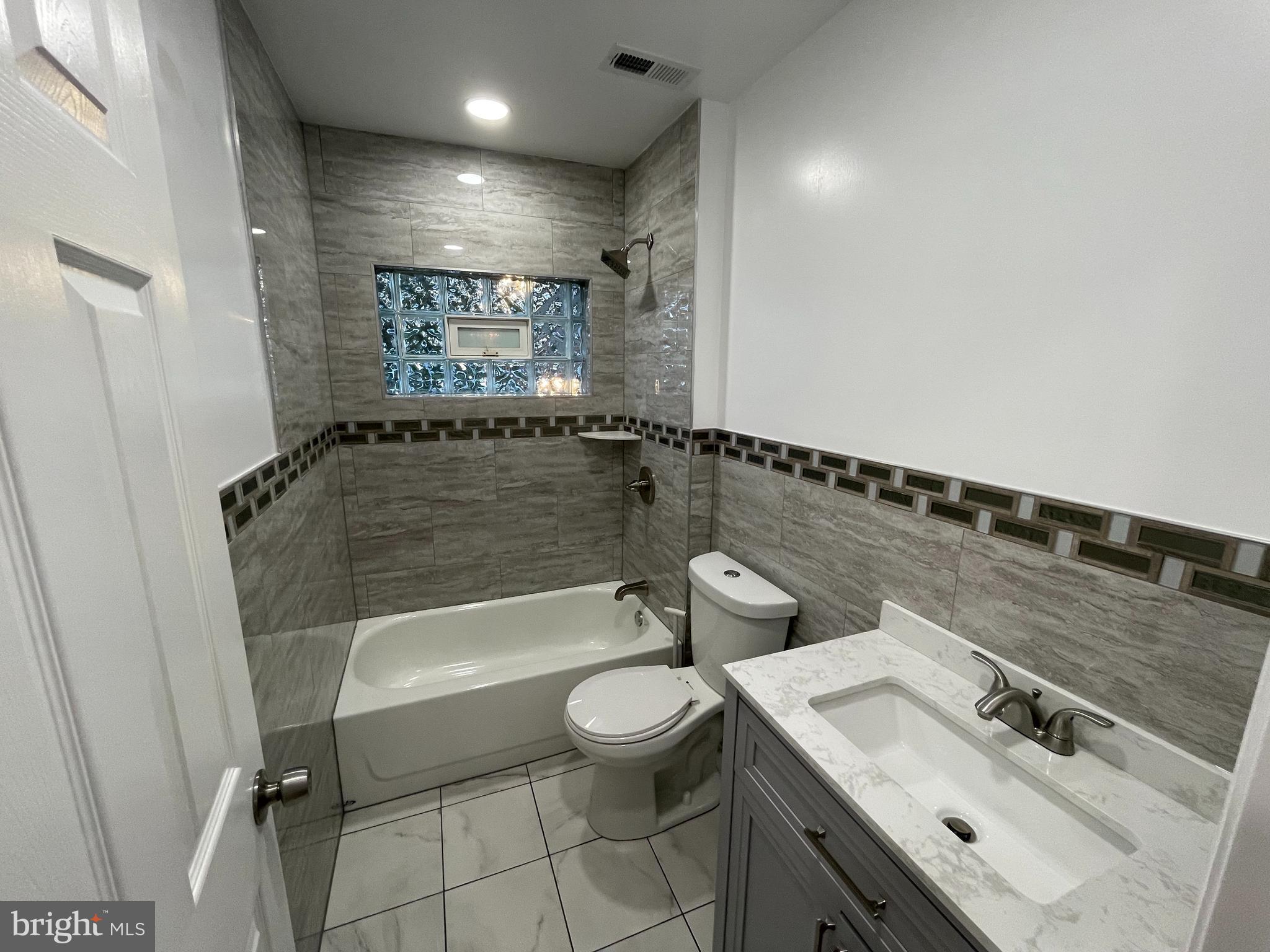 9224 Academy Road Philadelphia, PA 19114 - Photo 19 of 24 Gallery Image 19