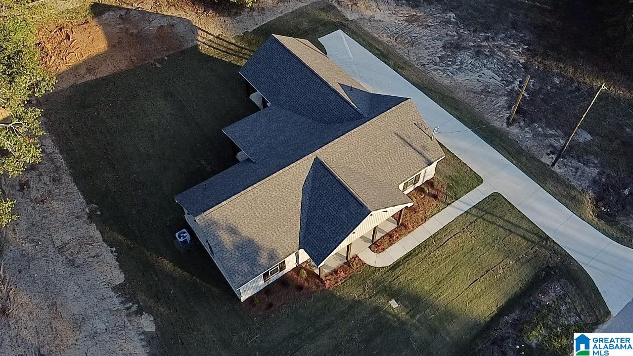 408 17th Street Clanton, AL 35045 - Photo 4 of 27
