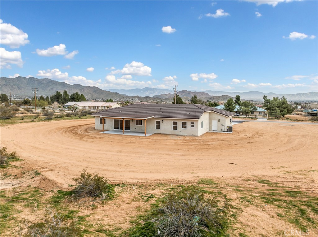 23842 Cahuilla Road Apple Valley, CA 92307 - Photo 31 of 39