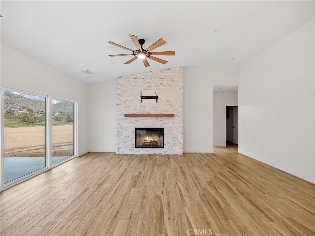 23842 Cahuilla Road Apple Valley, CA 92307 - Photo 9 of 39