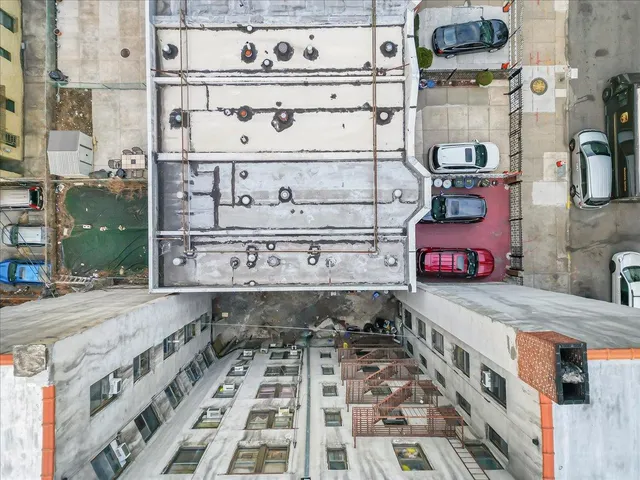 a view of a storage & utility room