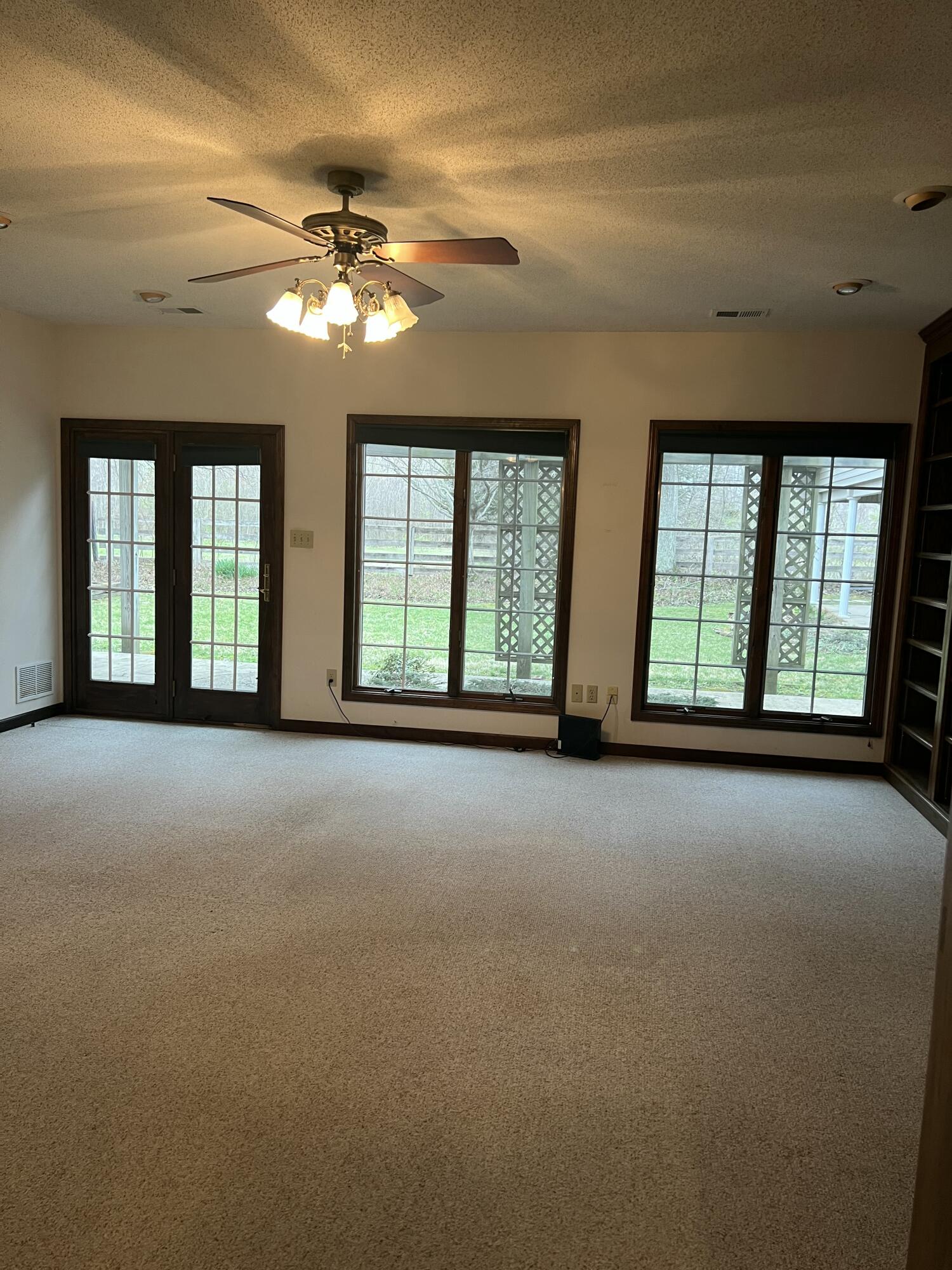 222 Peachbloom Hill Road Berea, KY 40403 - Photo 18 of 32 IMG_20250320_135925 (9) (1)