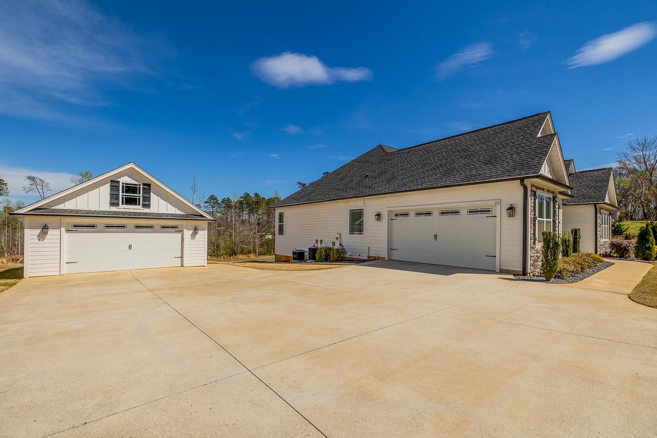960 Jordan Road Lyman, SC 29365 - Photo 3 of 50 Gallery Image 3