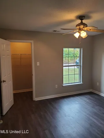 $299,900 | 7655 Delta Lakes Boulevard, Walls, MS 38680