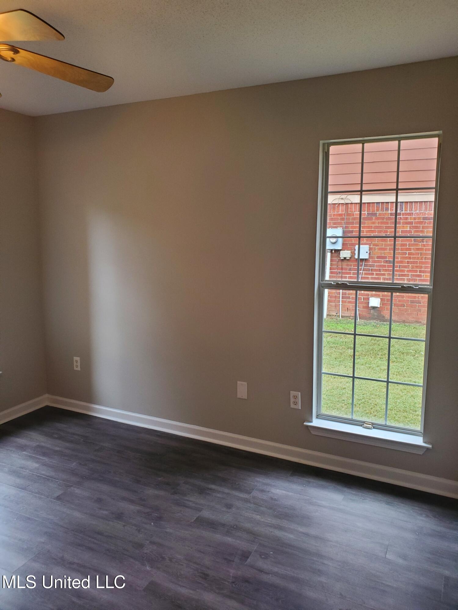 7655 Delta Lakes Boulevard Walls, MS 38680 - Photo 12 of 22 123_1