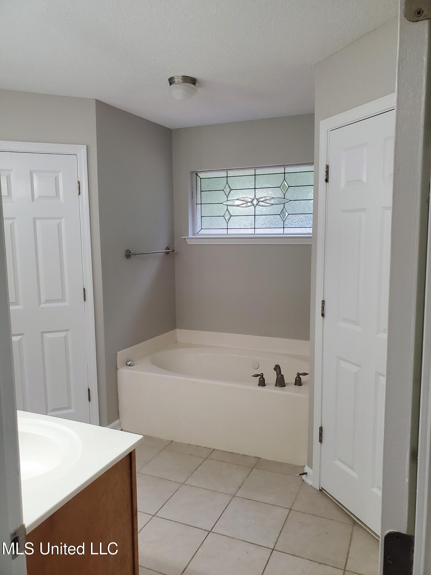 7655 Delta Lakes Boulevard Walls, MS 38680 - Photo 15 of 22 123_1