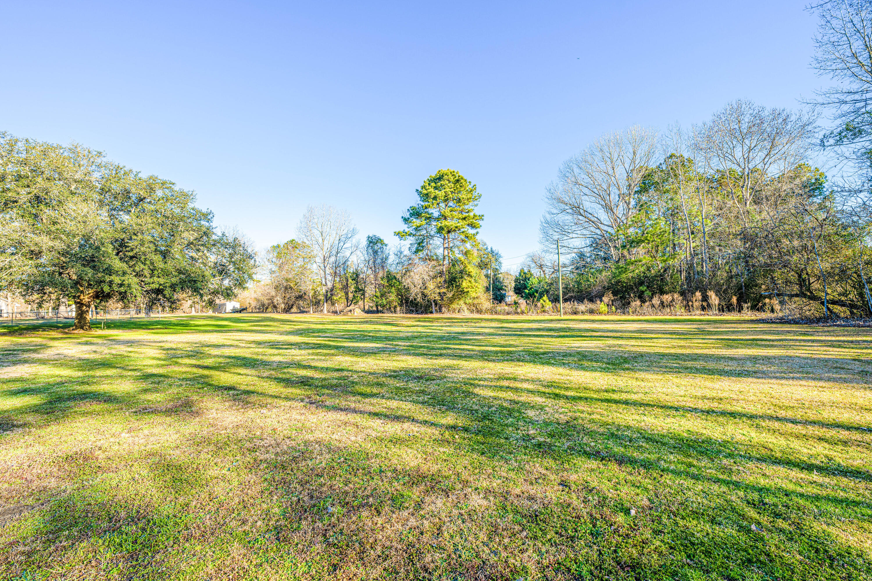 1486 Highway 61 Ridgeville, SC 29472 - Photo 6 of 38 DSC_6897
