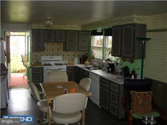 731 Rancocas Place Riverside, NJ 08075 - Photo 10 of 11
