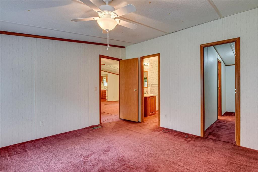 216 Garrett Road Edgefield, SC 29824 - Photo 16 of 25 Owner Bedroom