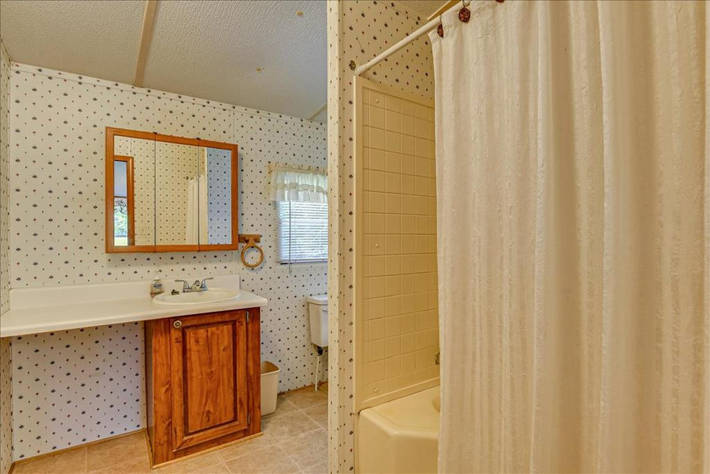 216 Garrett Road Edgefield, SC 29824 - Photo 20 of 25 Hall Bath