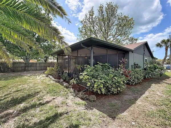 $239,900 | 16026 Surrey Drive, Hudson, FL 34667