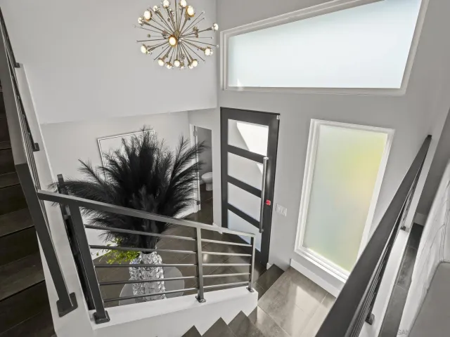 a view of entryway with a potted plant