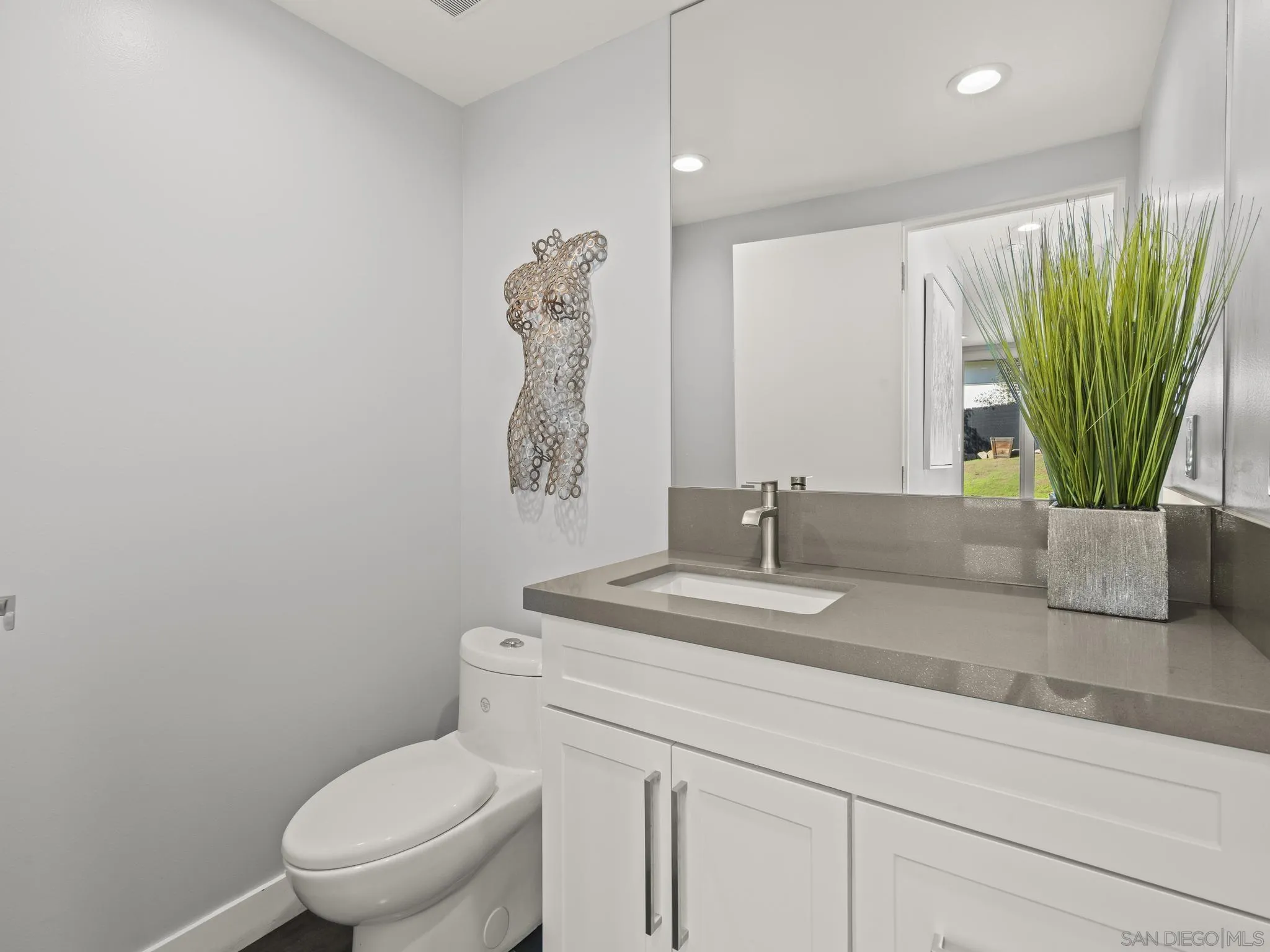 12815 Iola Way Poway, CA 92064 - Photo 19 of 57