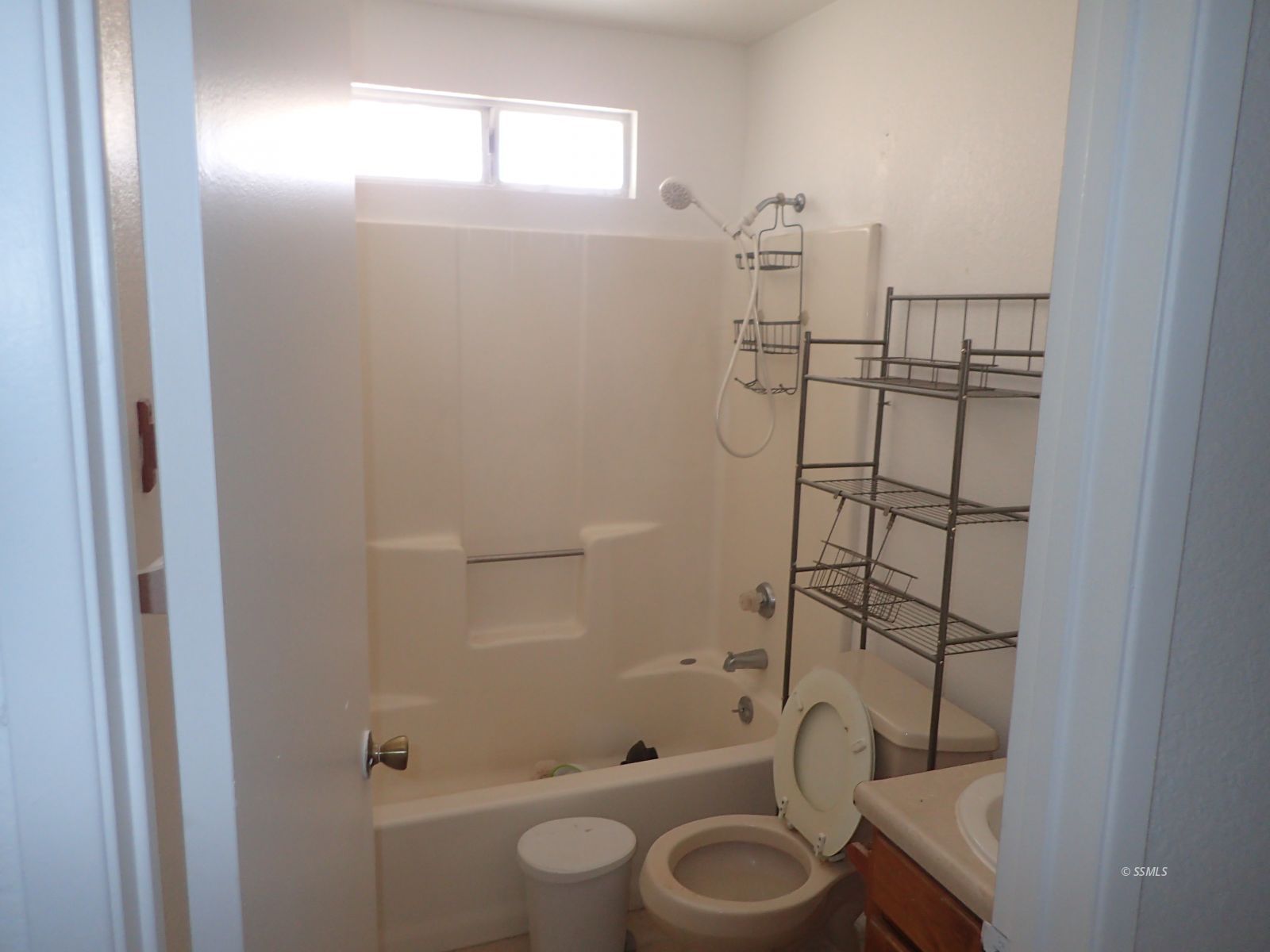 300 West Robertson Avenue Ridgecrest, CA 93555 - Photo 5 of 9 Gallery Image 5
