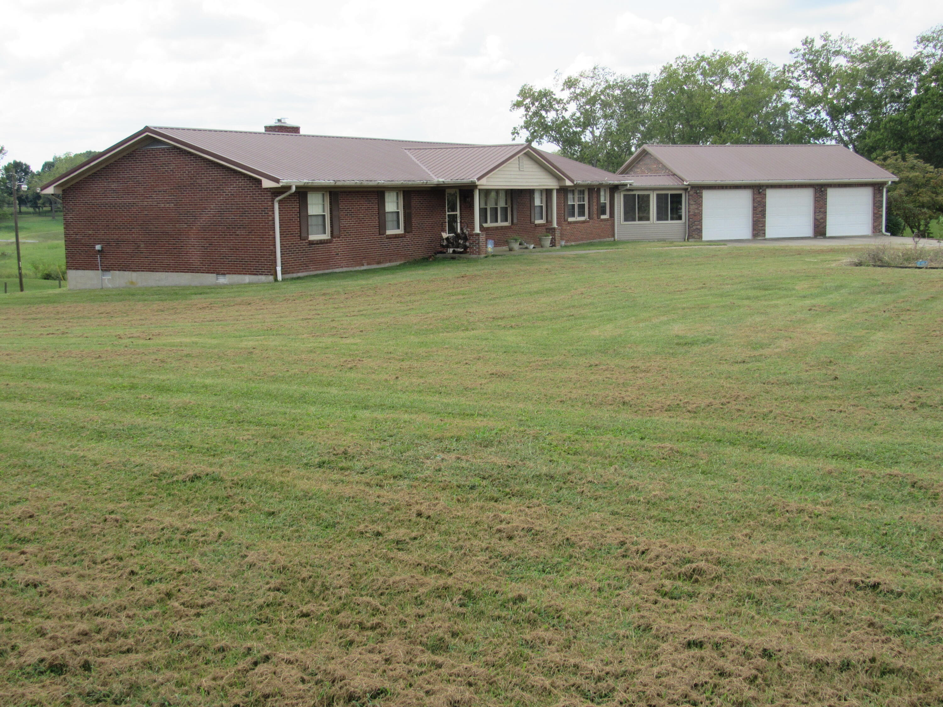 5960 Van Meter Road Winchester, KY 40391 - Photo 4 of 44 5960 VM 31