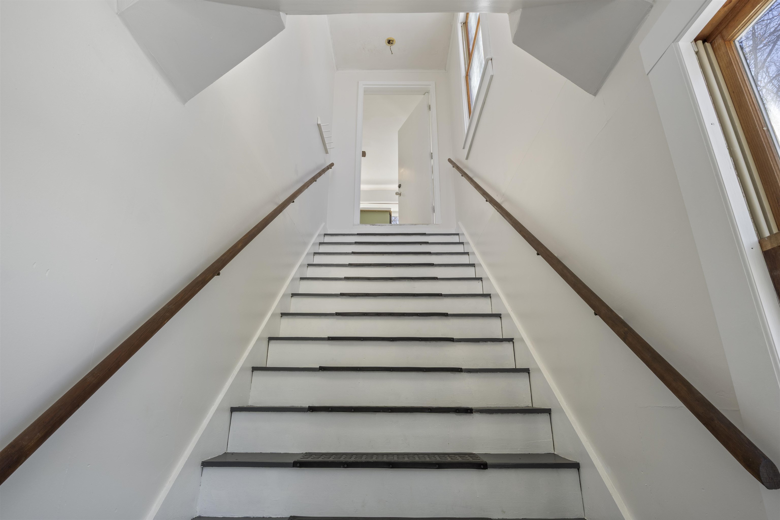 16 Springfield Court Rochester, NH 03867 - Photo 19 of 40