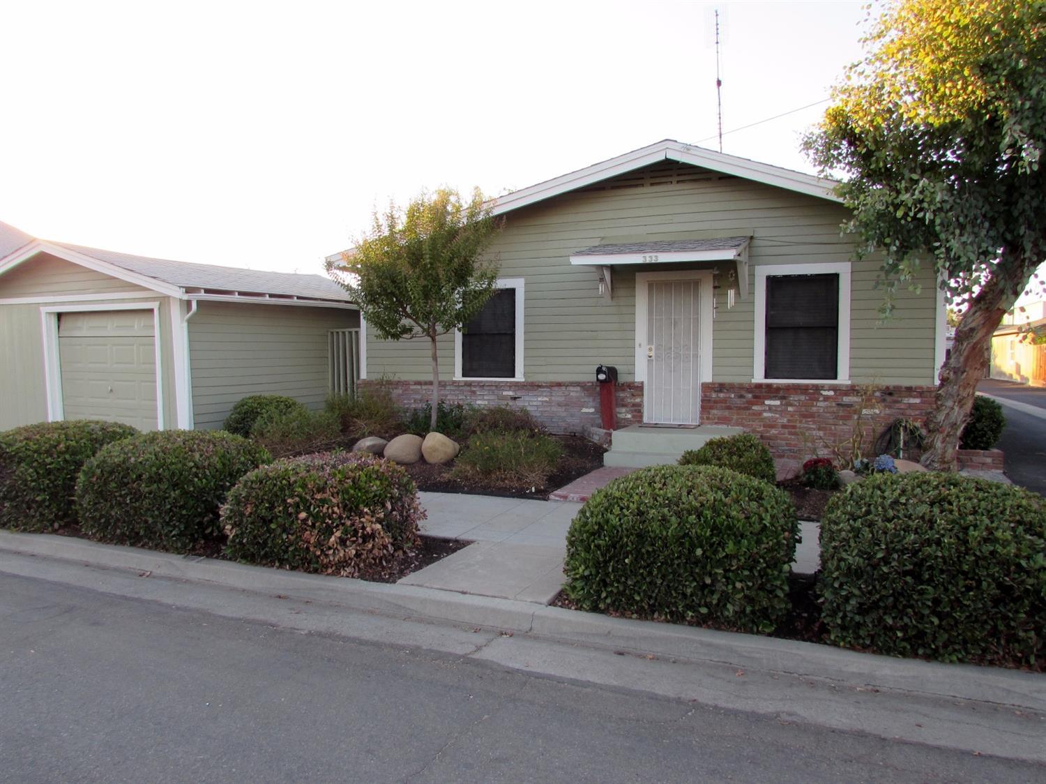 333 East Maple Street Exeter, CA 93221 - Photo 2 of 17 Additional Photo