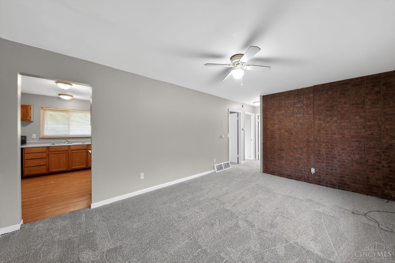 3910 Delhi Road Cincinnati, OH 45204 - Photo 9 of 38