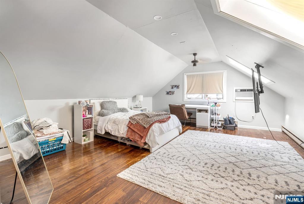 19 Christopher Place Ridgewood, NJ 07450 - Photo 24 of 34 Gallery Image 24