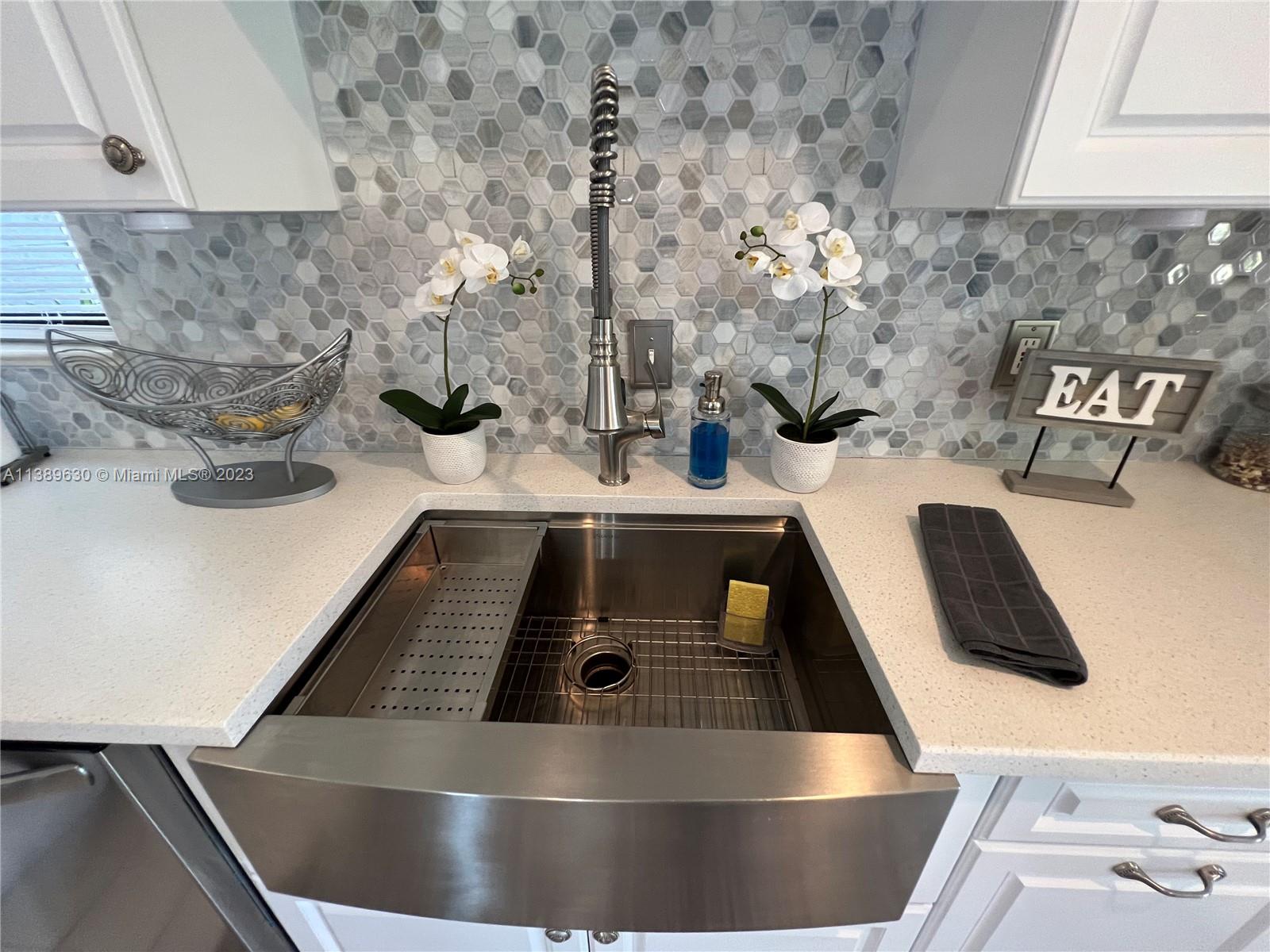 6159 Dimond Street Jupiter, FL 33458 - Photo 24 of 26 a close view of sink