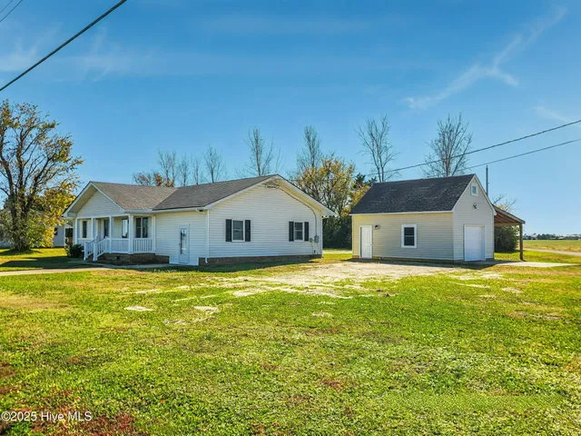 $319,900 | 1211 Davis Bay Road, Elizabeth City, NC 27909