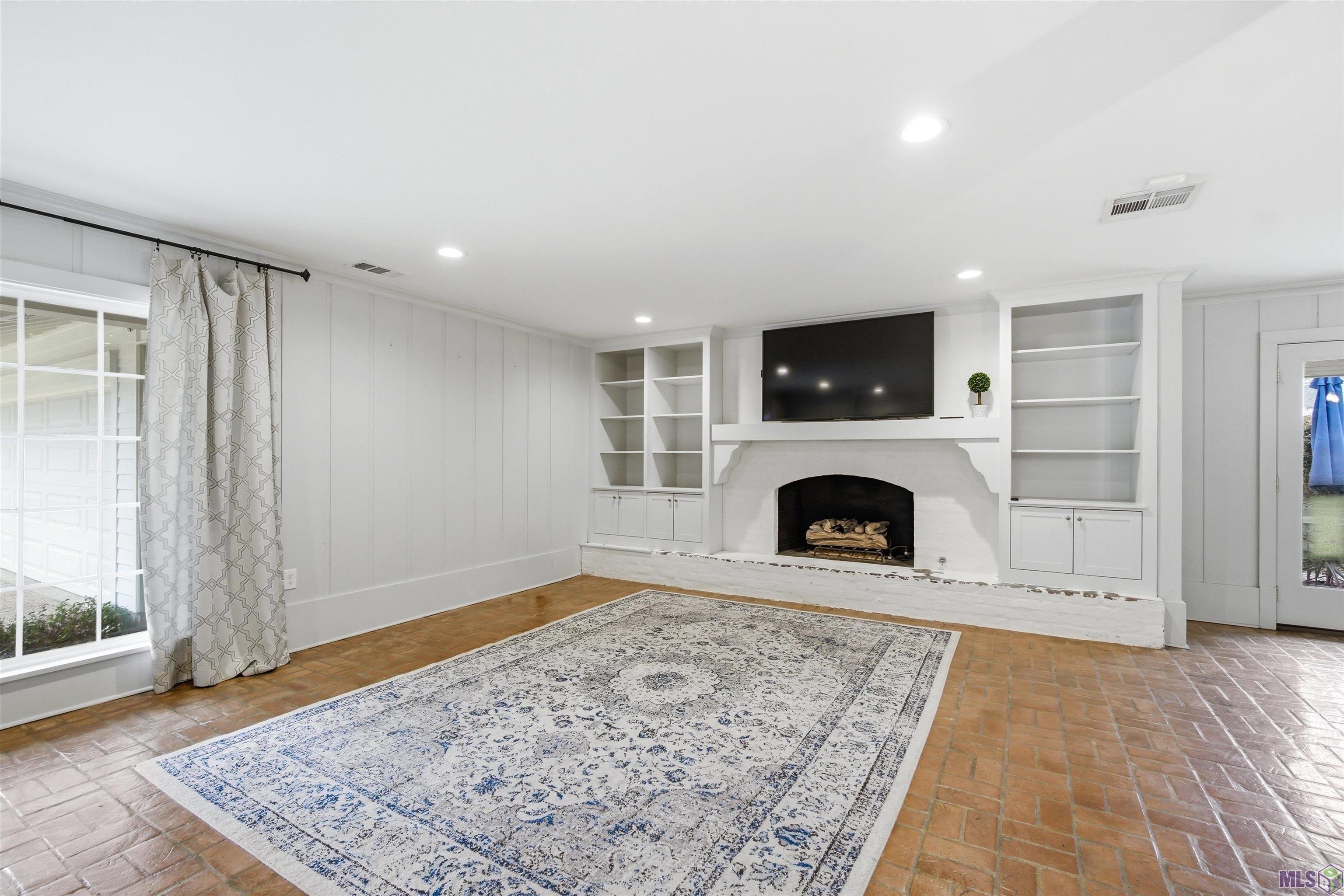 2424 Broussard Street Baton Rouge, LA 70808 - Photo 6 of 36