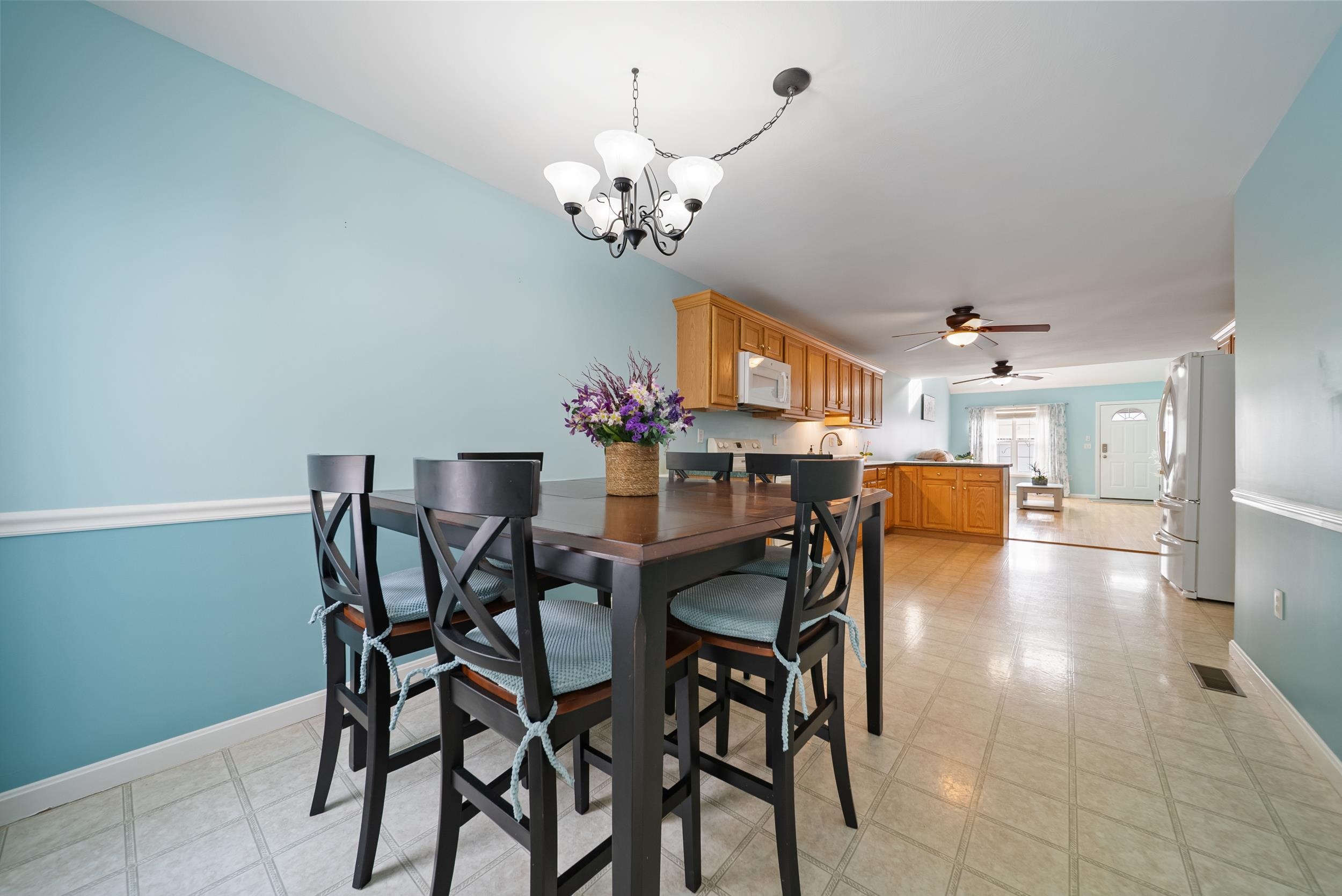 74 Pleasant Street Windham, NH 03087 - Photo 13 of 37