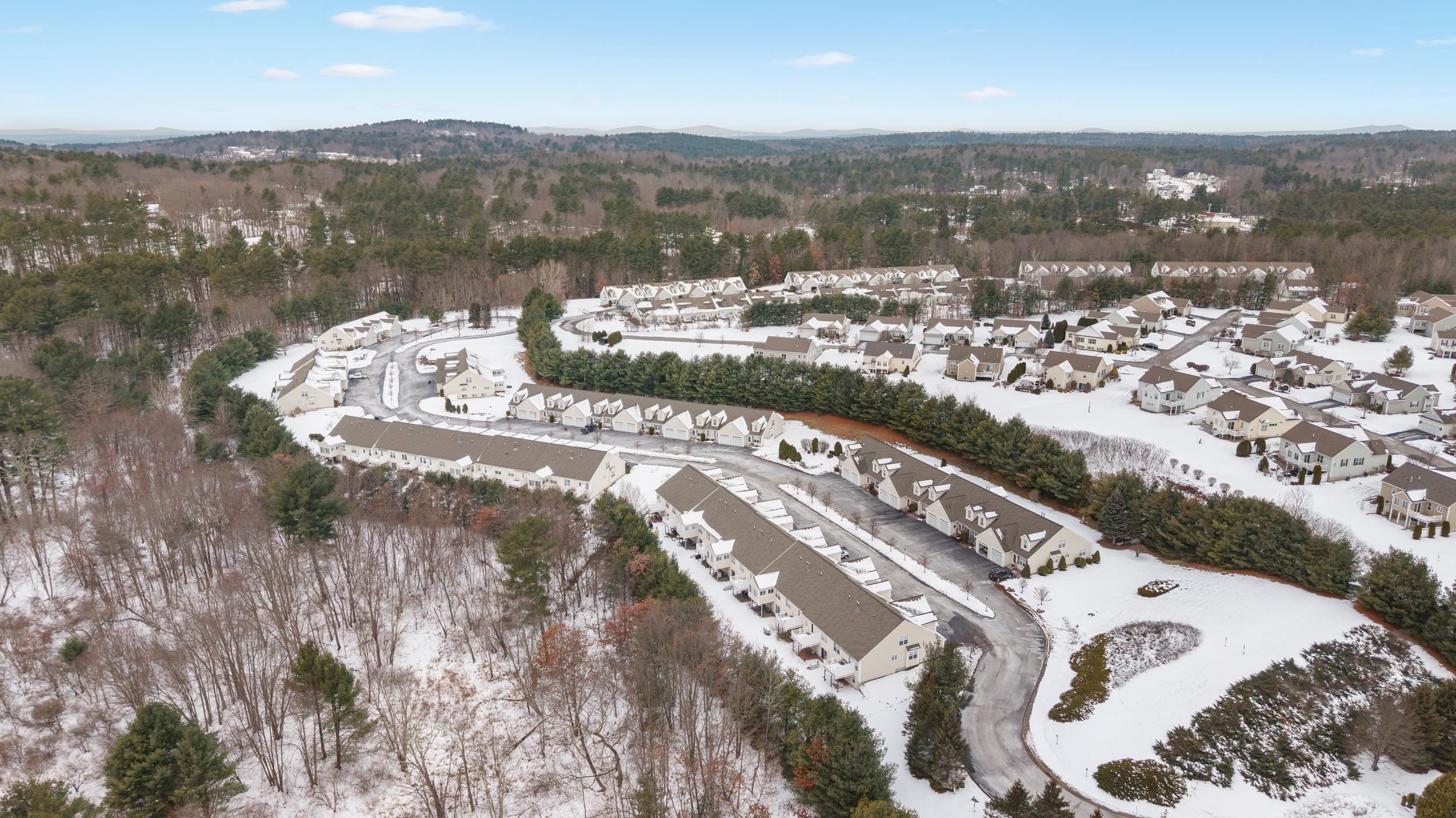 74 Pleasant Street Windham, NH 03087 - Photo 33 of 37