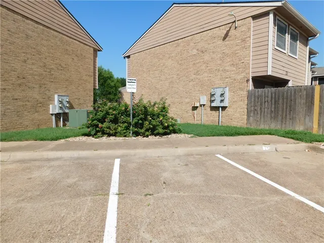 $137,000 | 2807 Wildflower Drive, Unit 11, Bryan, TX 77802