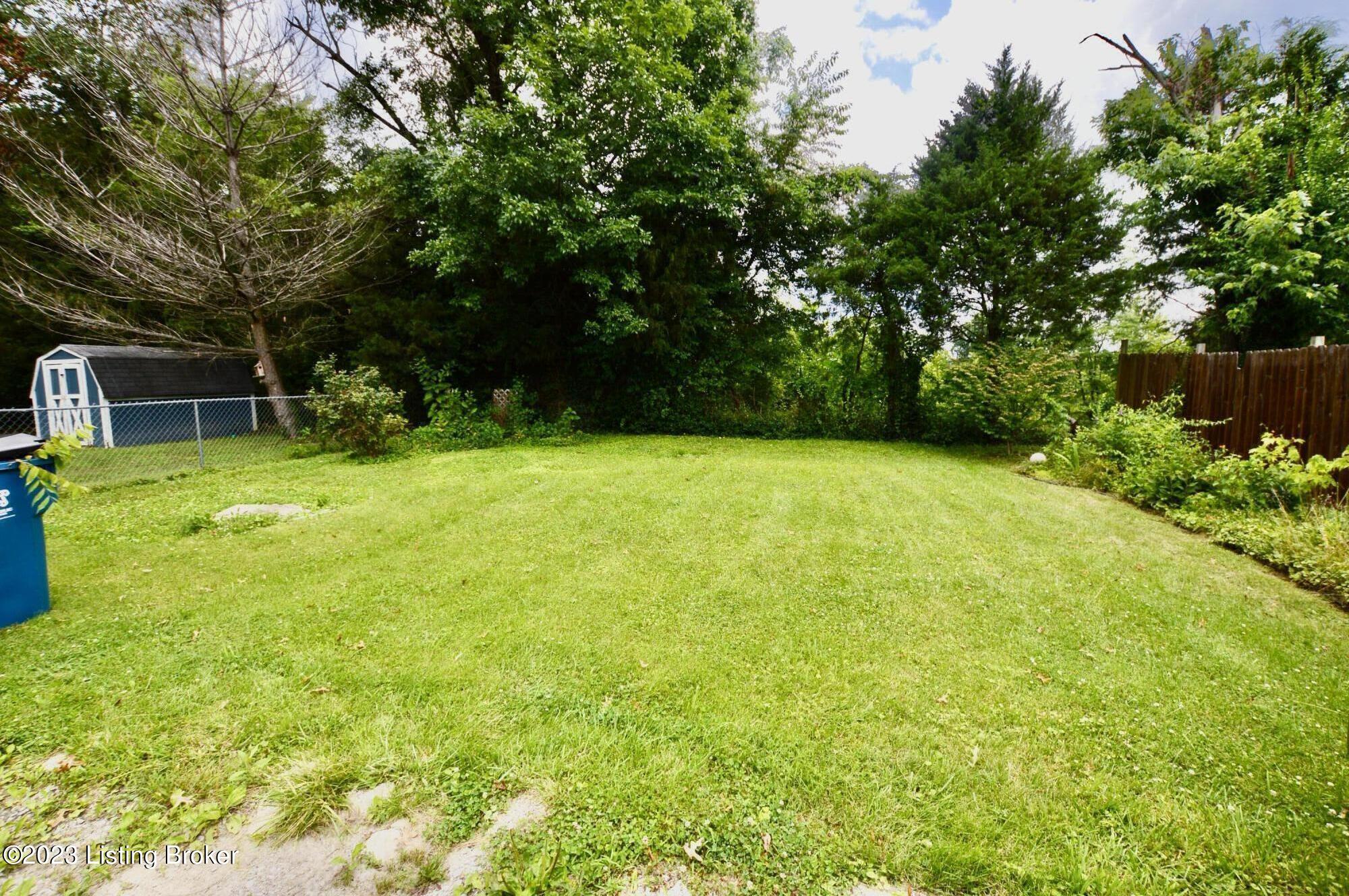 180 Beech Grv Road Shepherdsville, KY 40165 - Photo 13 of 14 DSC_1575